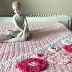 Pembe Çiçekli Örgü Pike - Görsel 3